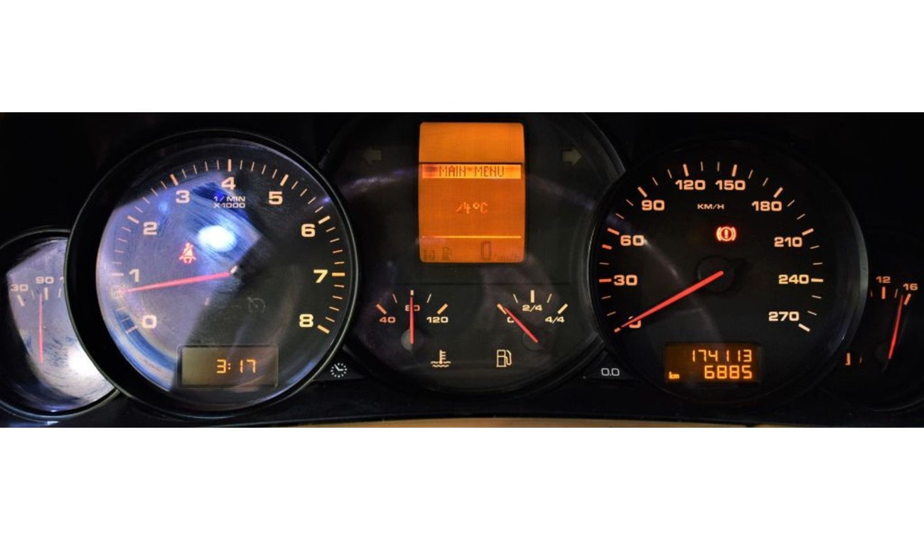 Porsche Cayenne AMAZING Porsche Cayenne S 2006 Model! White Color! GCC Specs