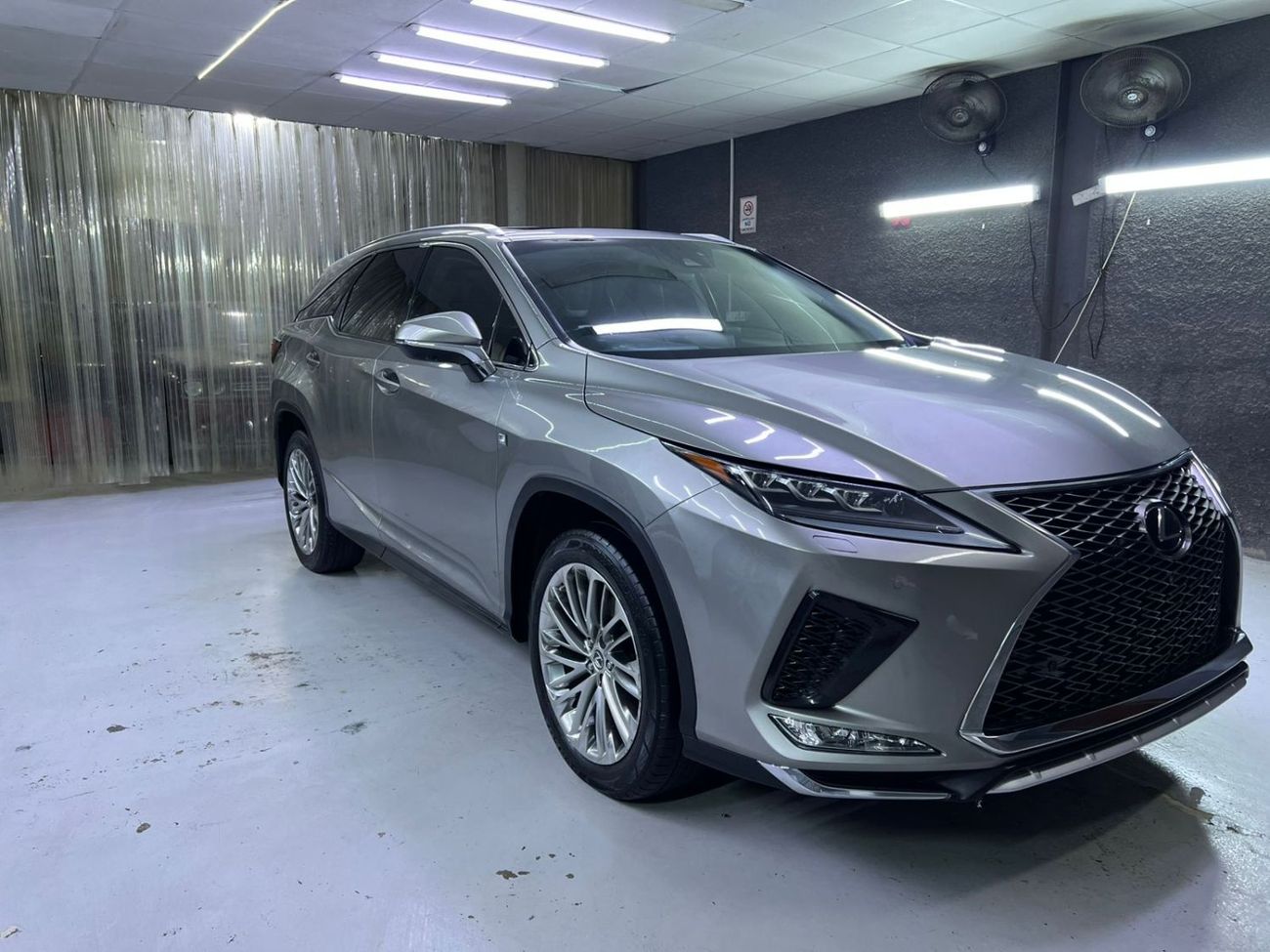 لكزس RX 350 Lexus RX350L F Sport 3.5L - Automatic . Petrol . 5 Seats . 5 Doors