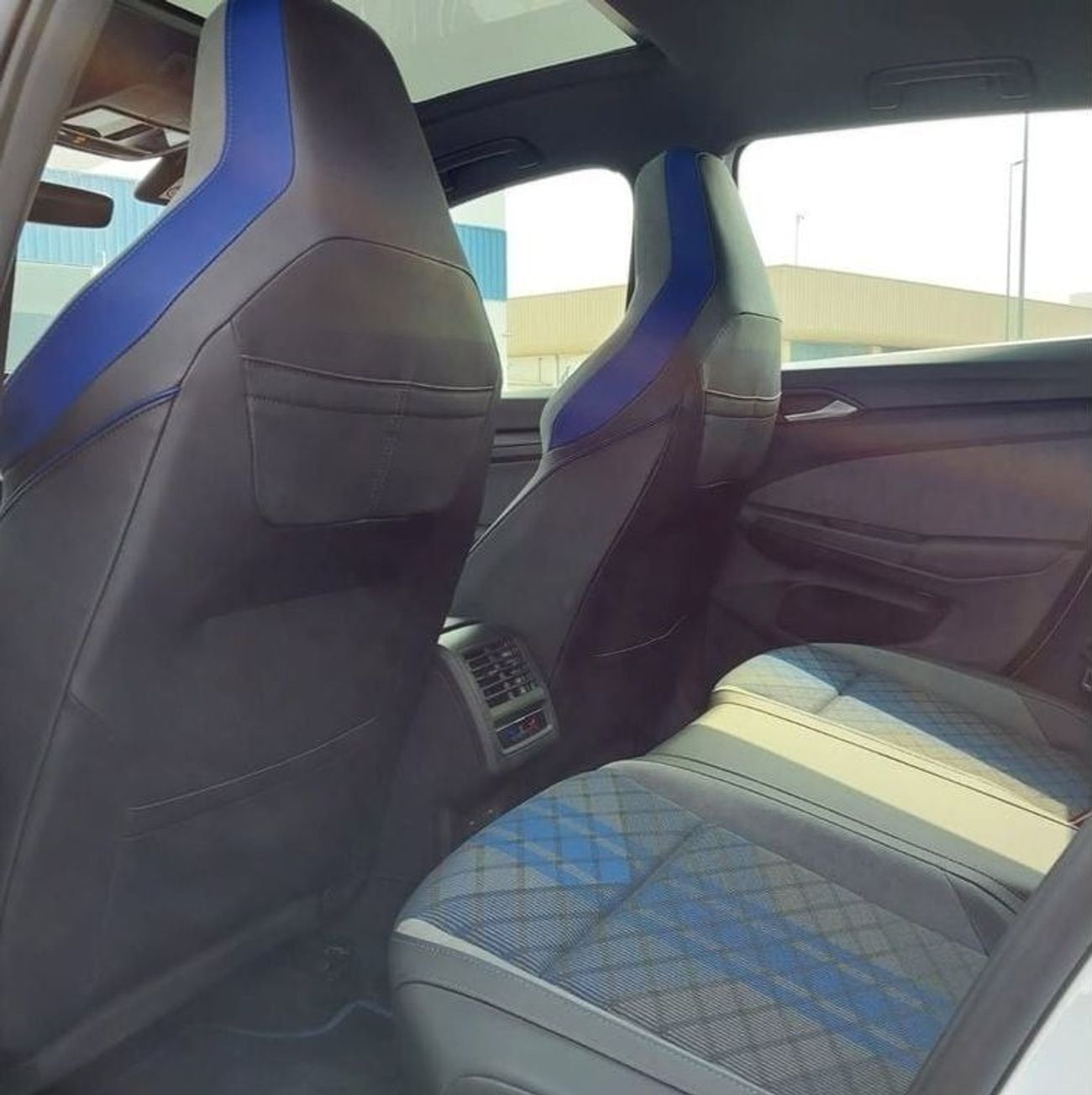 فولكس واجن جولف GTI Fabric 2.0L