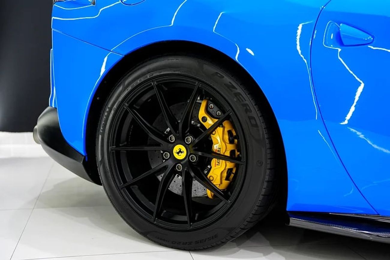 Ferrari 812 GTS Passenger Display, Carbon Exterior/Interior, Dealer Warranty + Service!!