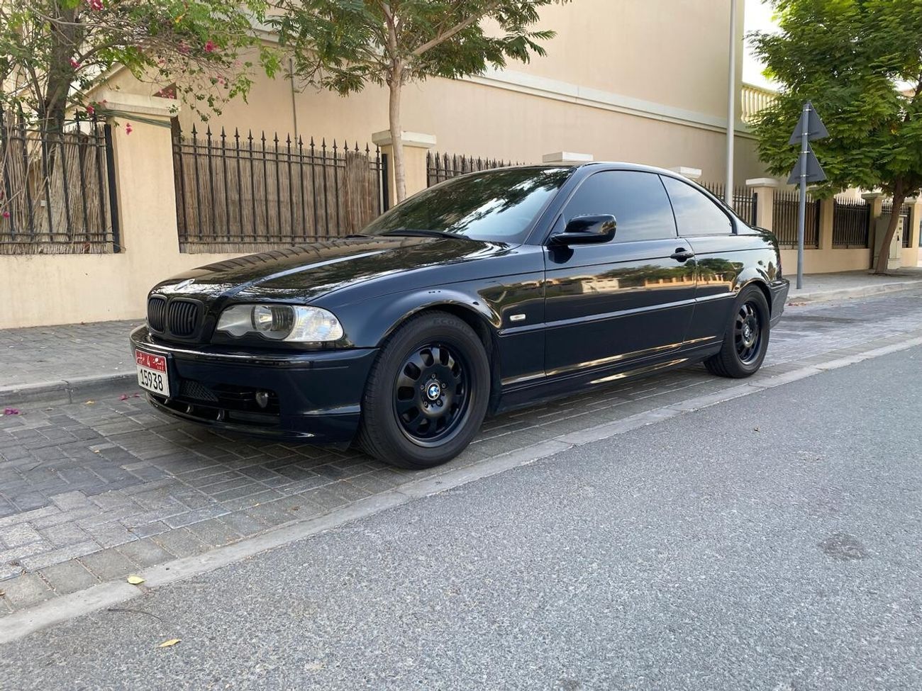 Used BMW 318i E46 Manual Japanese Spec Black on Black 2003 for sale in