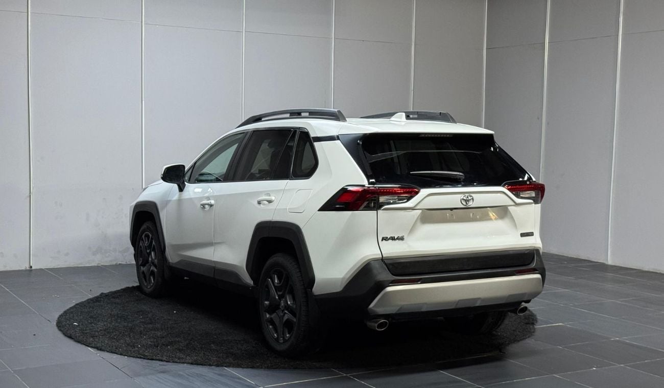 Toyota RAV4 Adventure 2.5L AWD