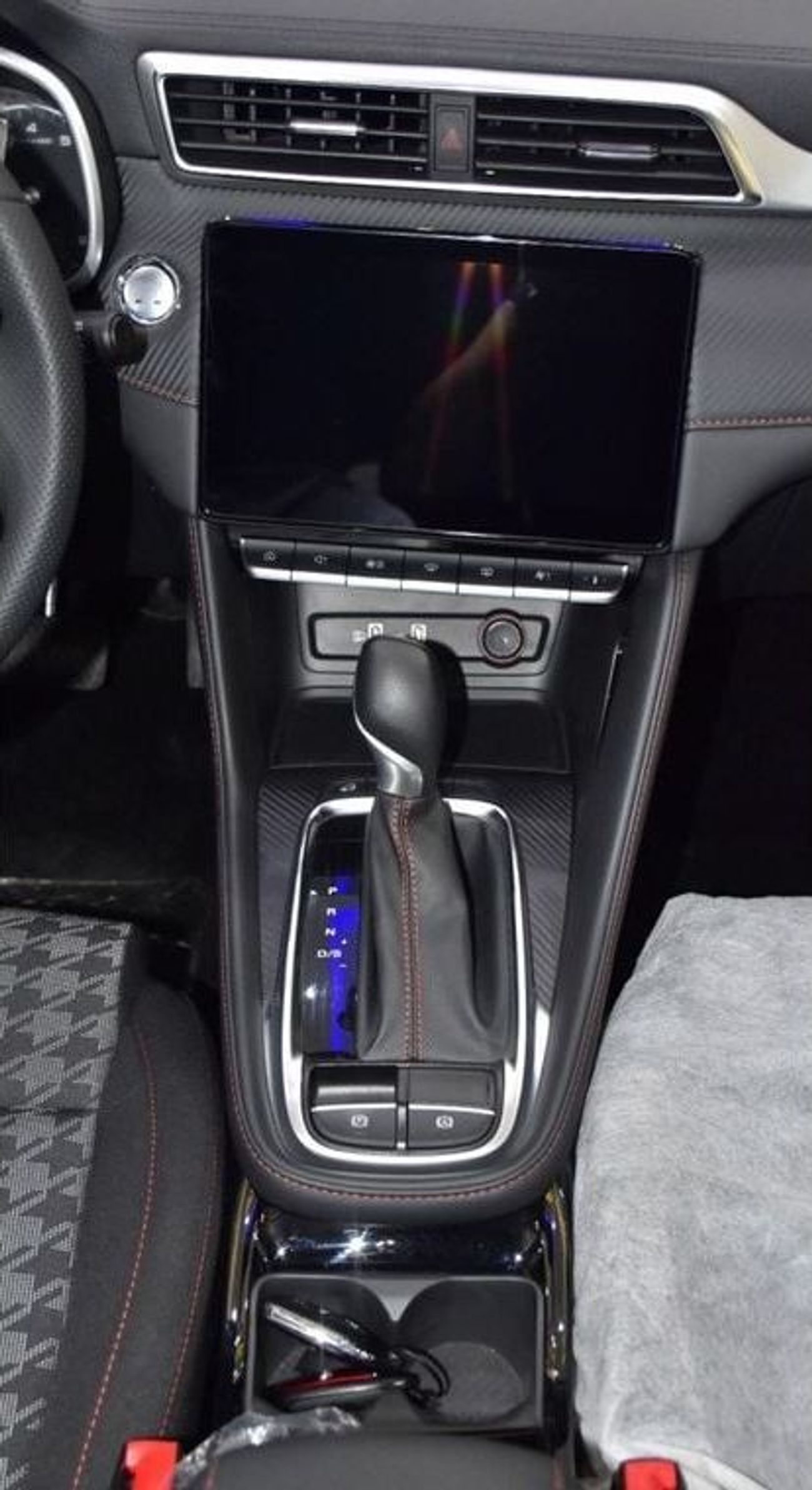 MG ZS EXCELLENT DEAL for our MG ZS 1.5L ( 2025 Model ) in Black Color GCC Specs