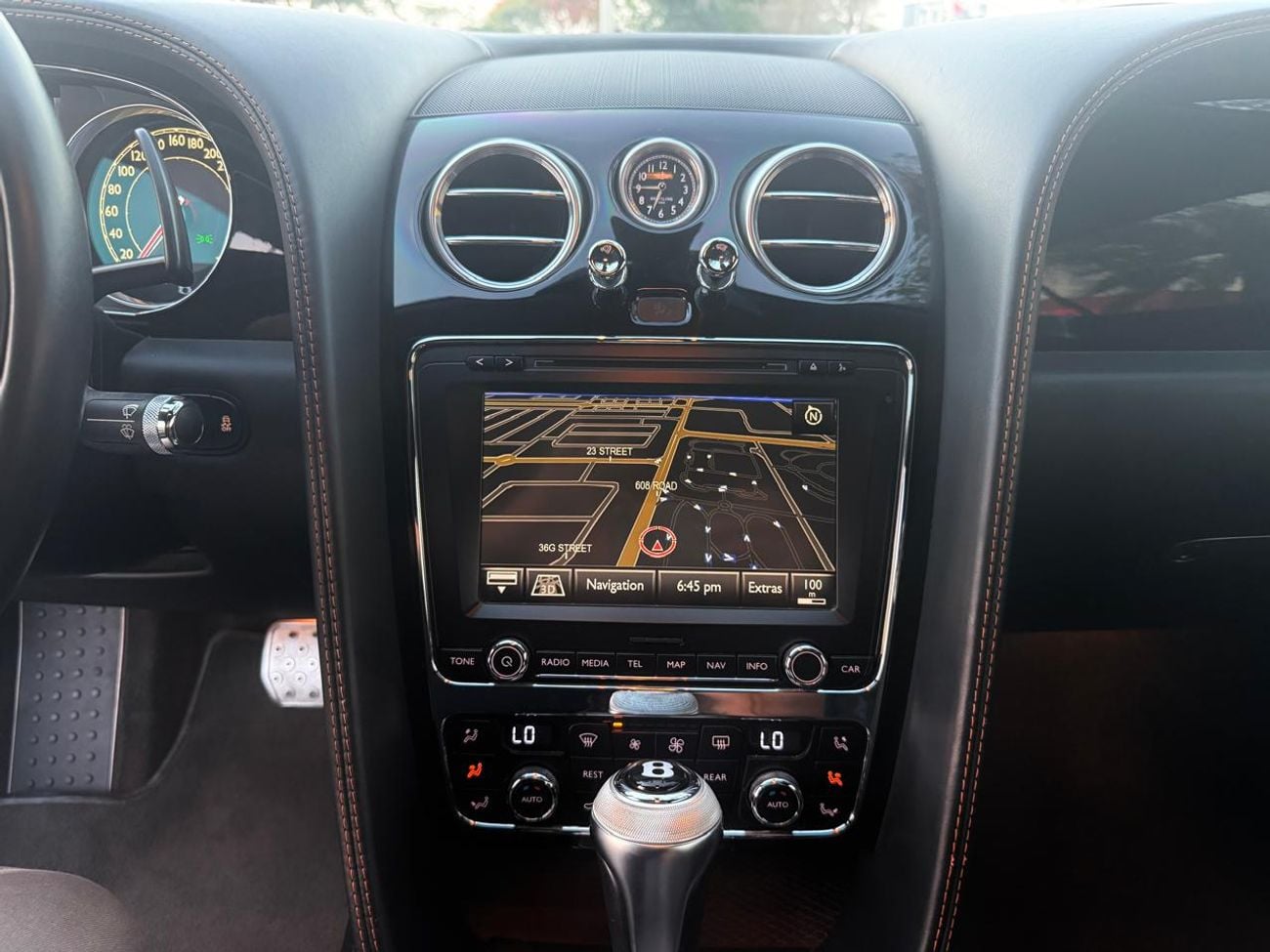 Bentley Continental Mulliner 6.0L Coupe Bentley Continental GT W12 2012 GCC Specs Full Service History in Low Mileage Sp