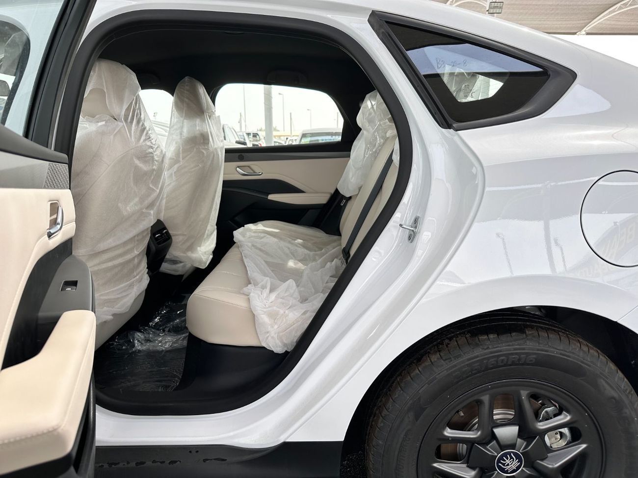 بي واي دي كين بلاس BYD QIN PLUS 1.5L DMI 55KM plug in Hybrid ( DUCAMZ )