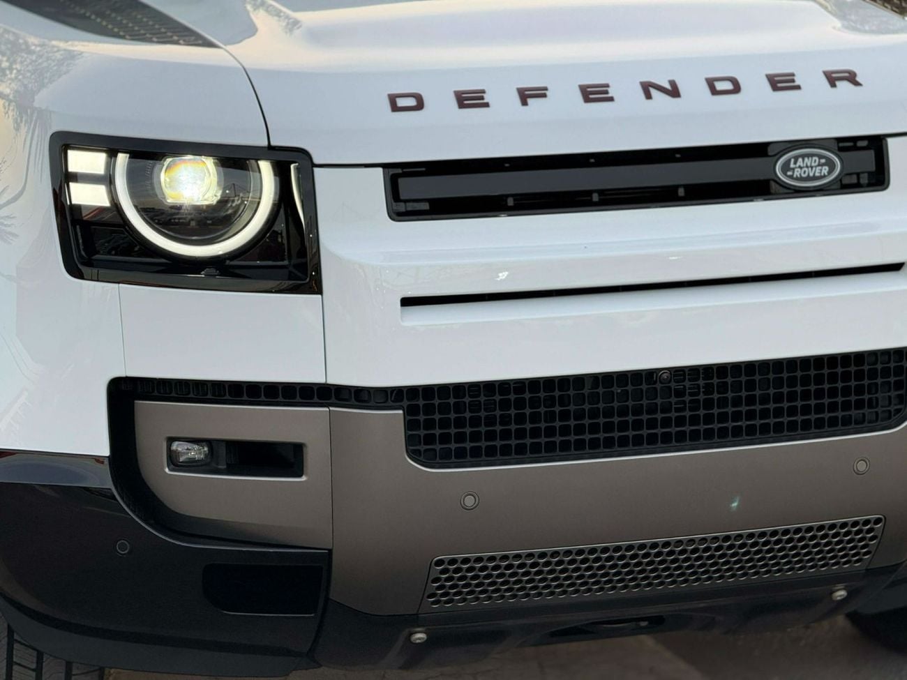 لاند روفر ديفندر **2026**GCC SPEC P525 UNDER WARRANTY AND SERVICE