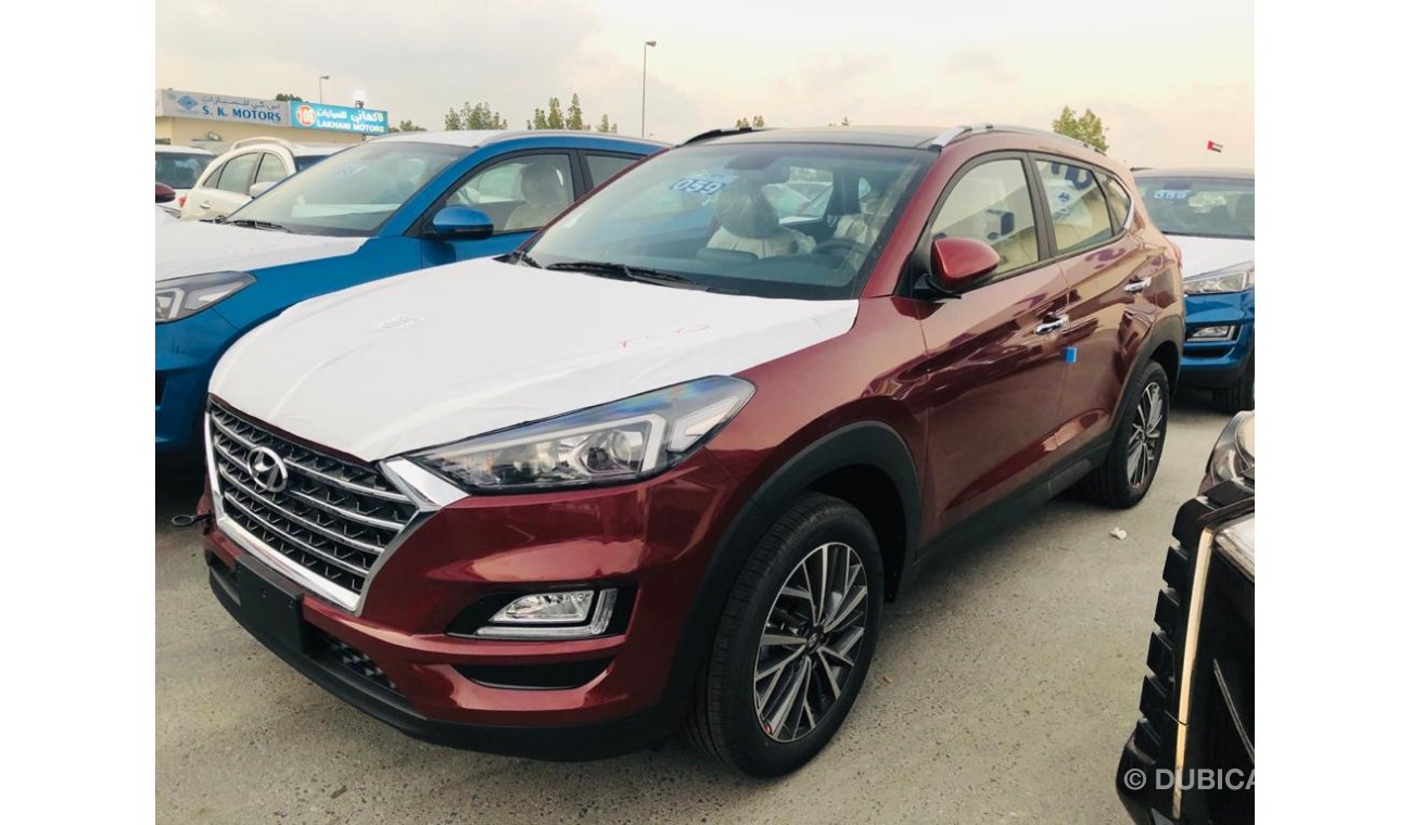 Hyundai Tucson 2.0L-PUSH/START-ALLOY RIMS-POWER SEAT-REAR AC-WIRELESS CHARGER-PANORAMIC ROOF