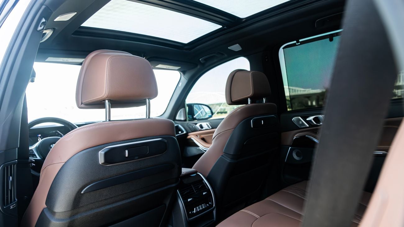 بي أم دبليو X5 BMW X5 M60i 4.4L V8 2024