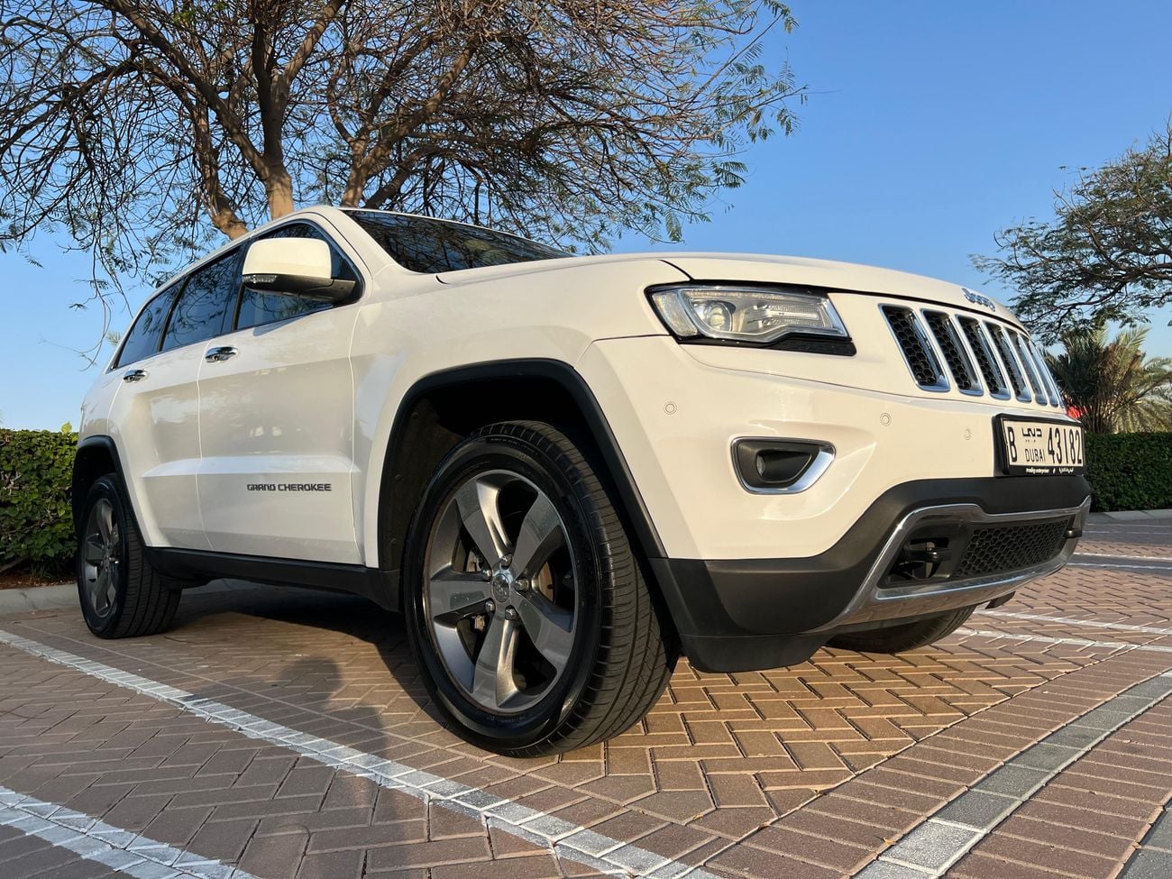 جيب جراند شيروكي Limited 3.6L