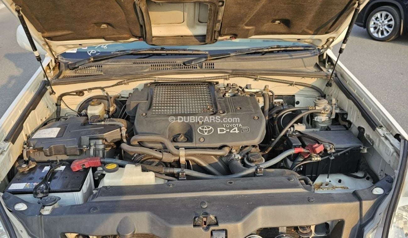 Toyota Prado PREMIUM LEATHER SEATS | RIGHT-HAND-DRIVE | HOOD MIRROR