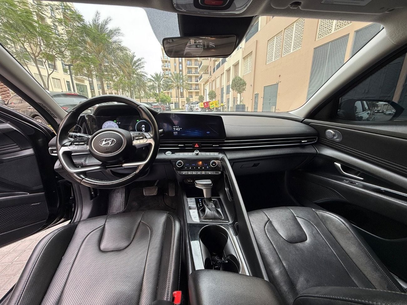 هيونداي إلانترا GLS 2.0L