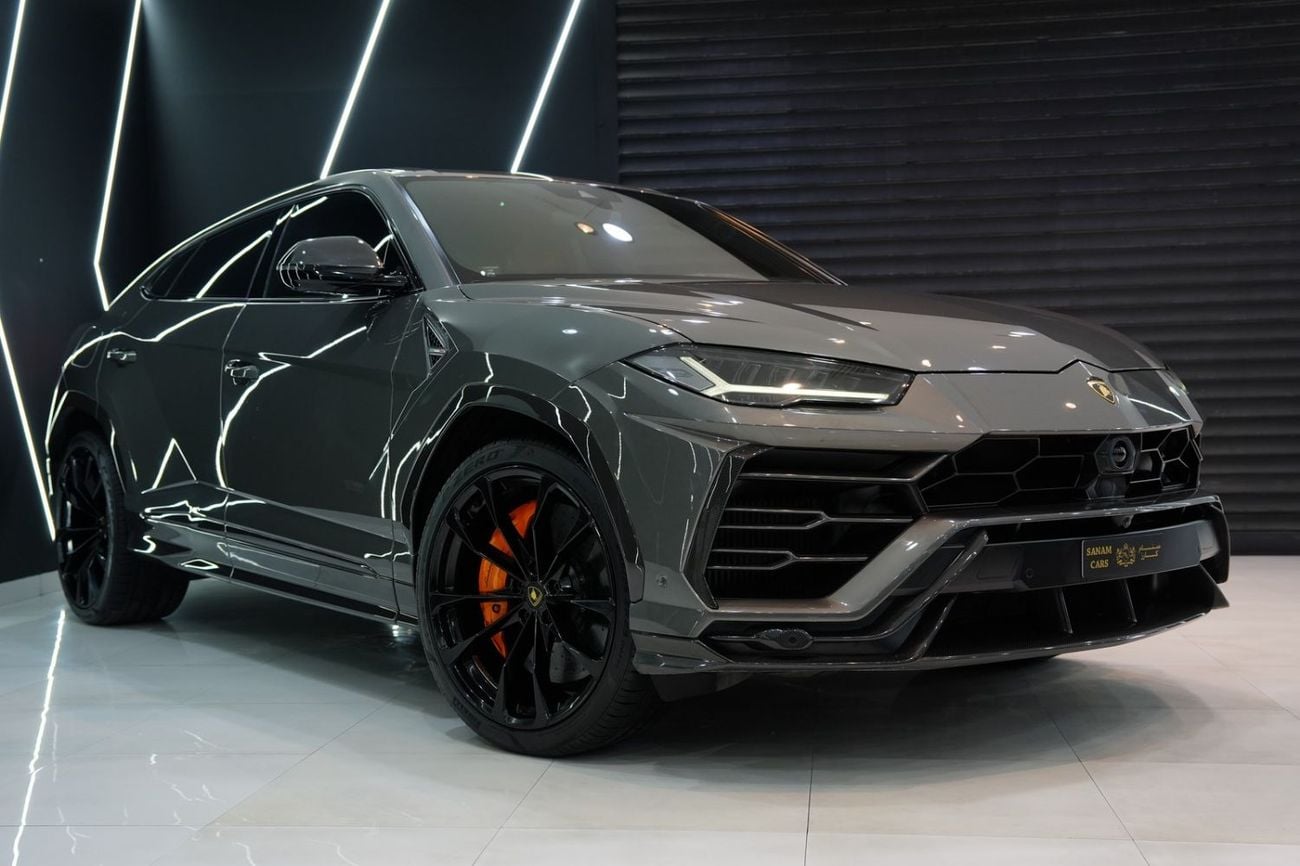 Lamborghini Urus STD Full Carbon Pack, Panoramic Roof, Individual Rear Seats, Dealer Warranty!!