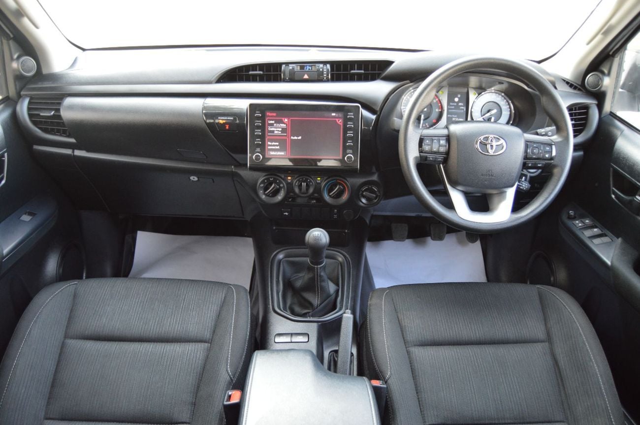 Toyota Hilux SGLX Right Hand Drive Year: 2024 Engine: 2.8L/ V4