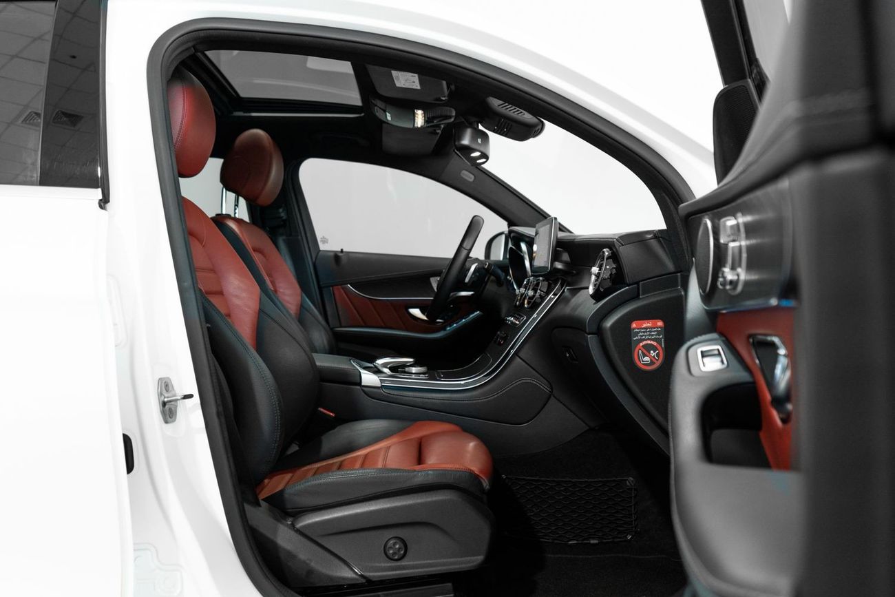 مرسيدس بنز GLC 250 4MATIC