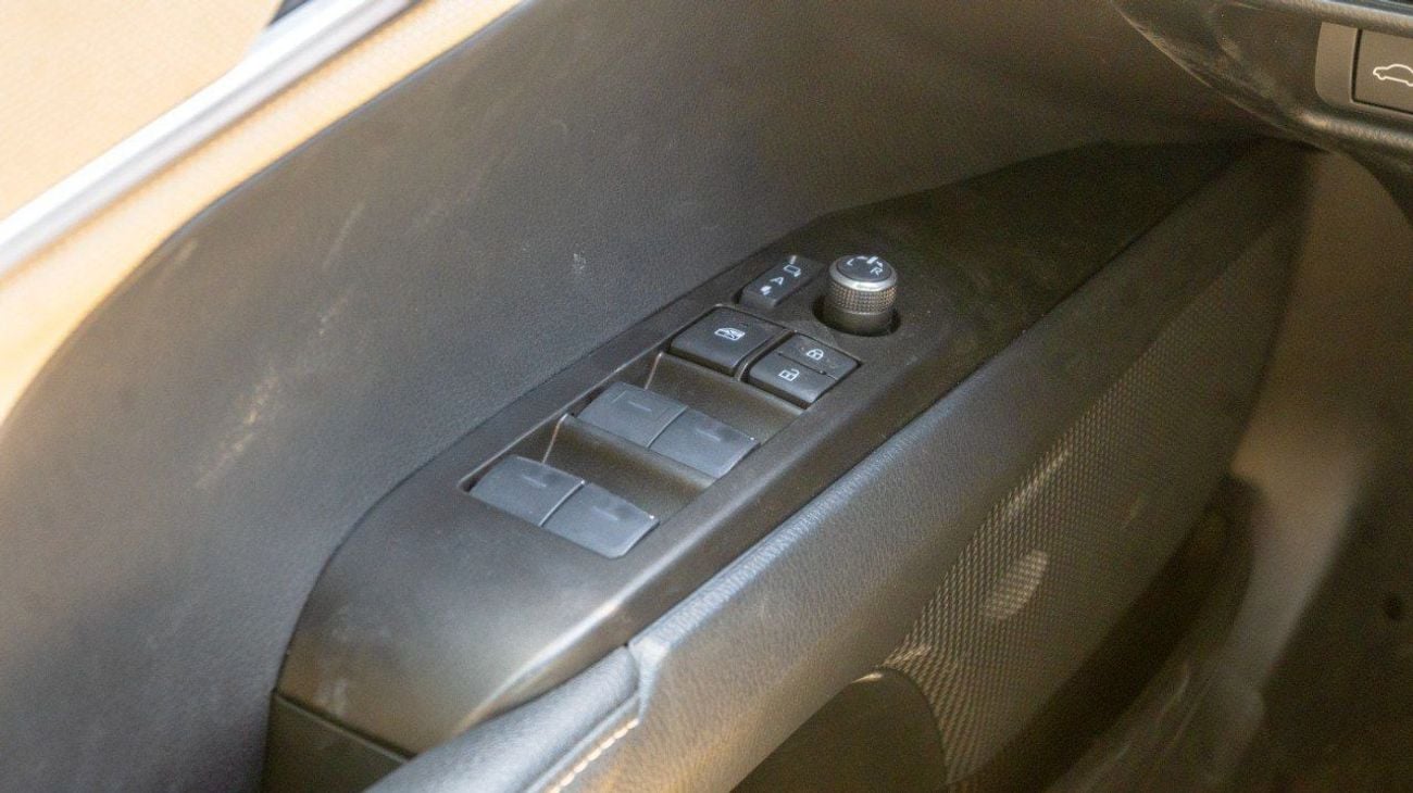 تويوتا كامري Toyota Camry LE 2025 2.5L Hybrid