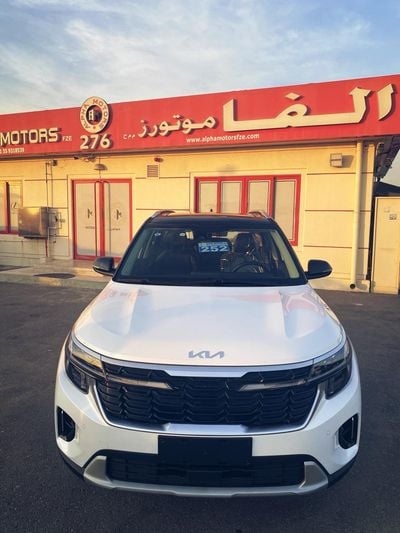 Kia Seltos Std 1.6L (123 HP) kia seltos 1.5l 2025