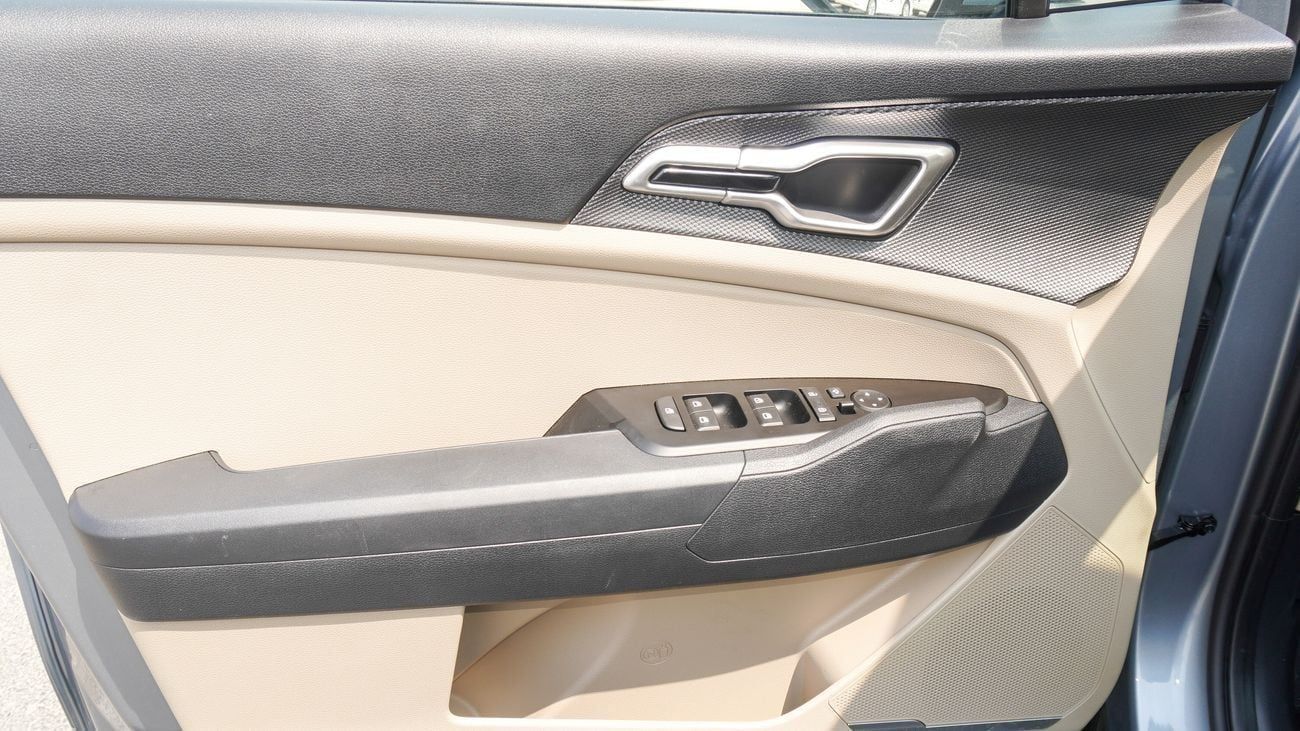 كيا سبورتيج Brand New Kia Sportage 2025 Export 1.6L 2WD Petrol|Silver/Beige|N-KIA-SPO-1.6-25|