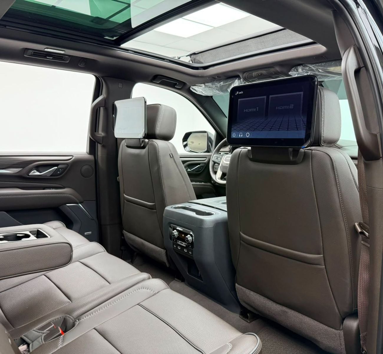 GMC Yukon DENALI 2024 GMC Yukon Denali, 2030 GMC Warranty + Service Pack, Full GMC Service History, Very Low K