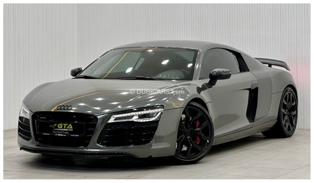 Audi R8 2014 Audi R8 Sport V8, Service History, Carbon Fibre Edition, GCC
