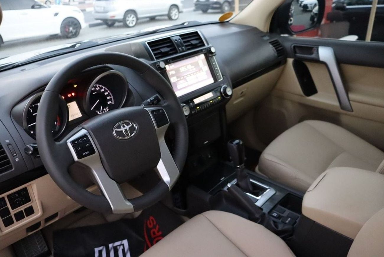 تويوتا برادو VXR 4.0L 4WD Toyota Prado VX.R / 2015 / GCC / V6 / Free Accident