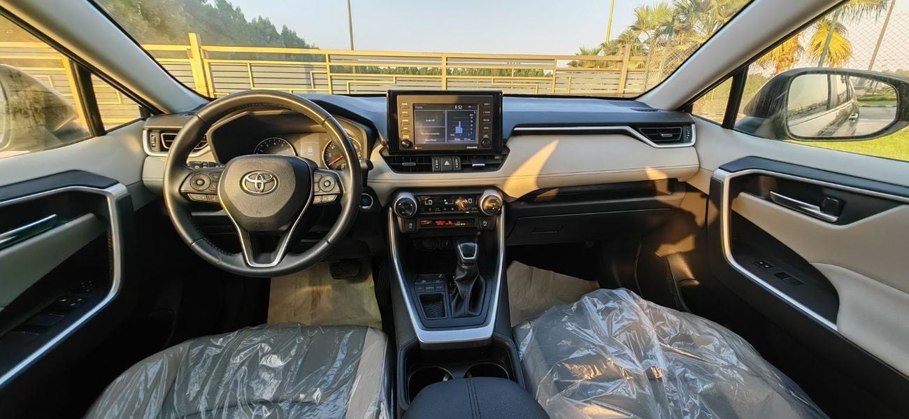 Toyota RAV4 XLE 2.0L