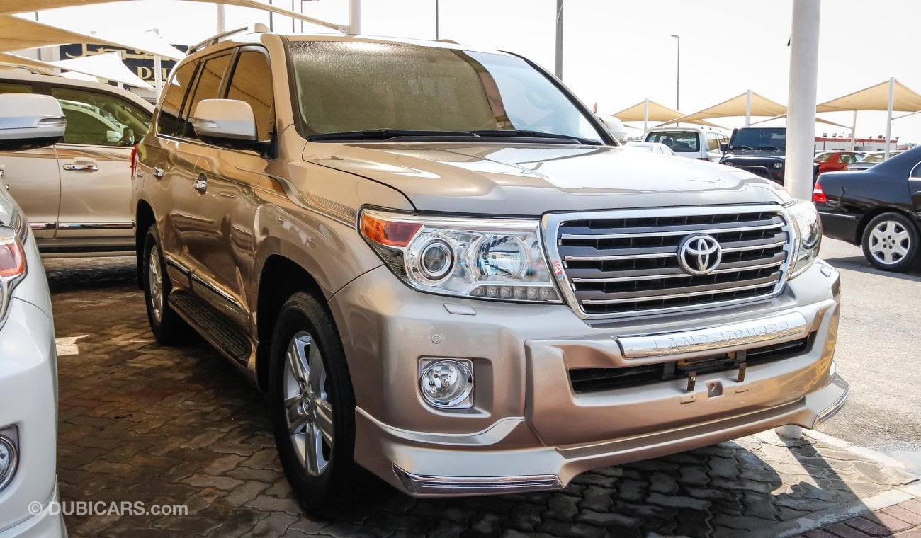 Toyota Land Cruiser VXR V8