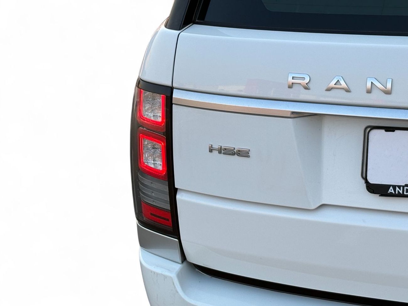 Land Rover Range Rover Vogue 5.0L Vogue HSE 5.0L V8 | 2016 | GCC SPECS | 3 Months Warranty Included