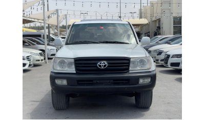 Toyota Land Cruiser Model 2000, imported from America, 8 cylinders, automatic transmission, full option, sunroof, odomet