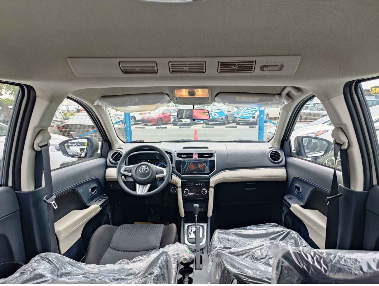 Toyota Rush G, 1.5L 4CY Petrol, 17" Rims, Push Start, Rear A/C (CODE # RU15B)