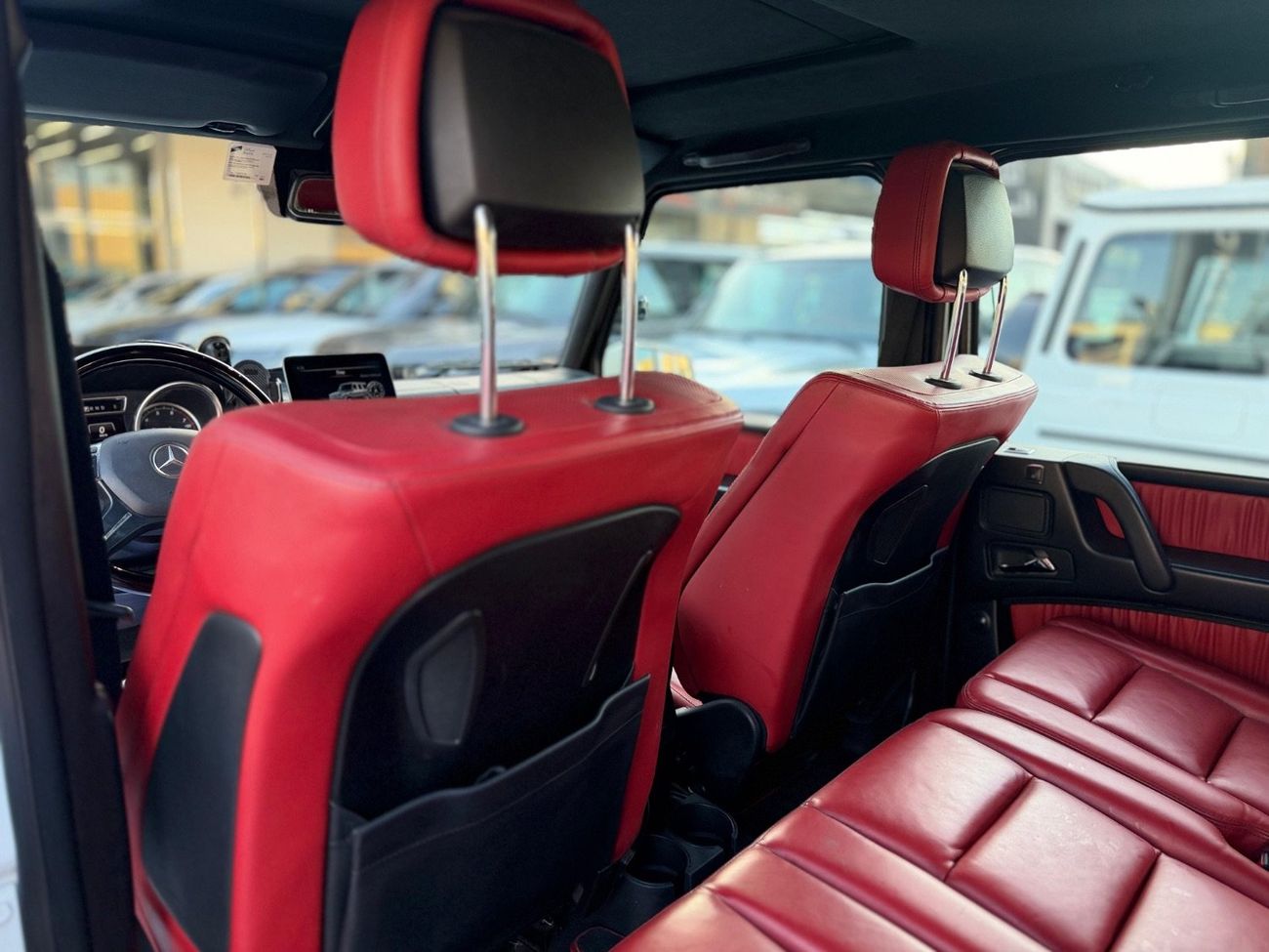 Mercedes-Benz G 500 Std 4.0L (422 HP)