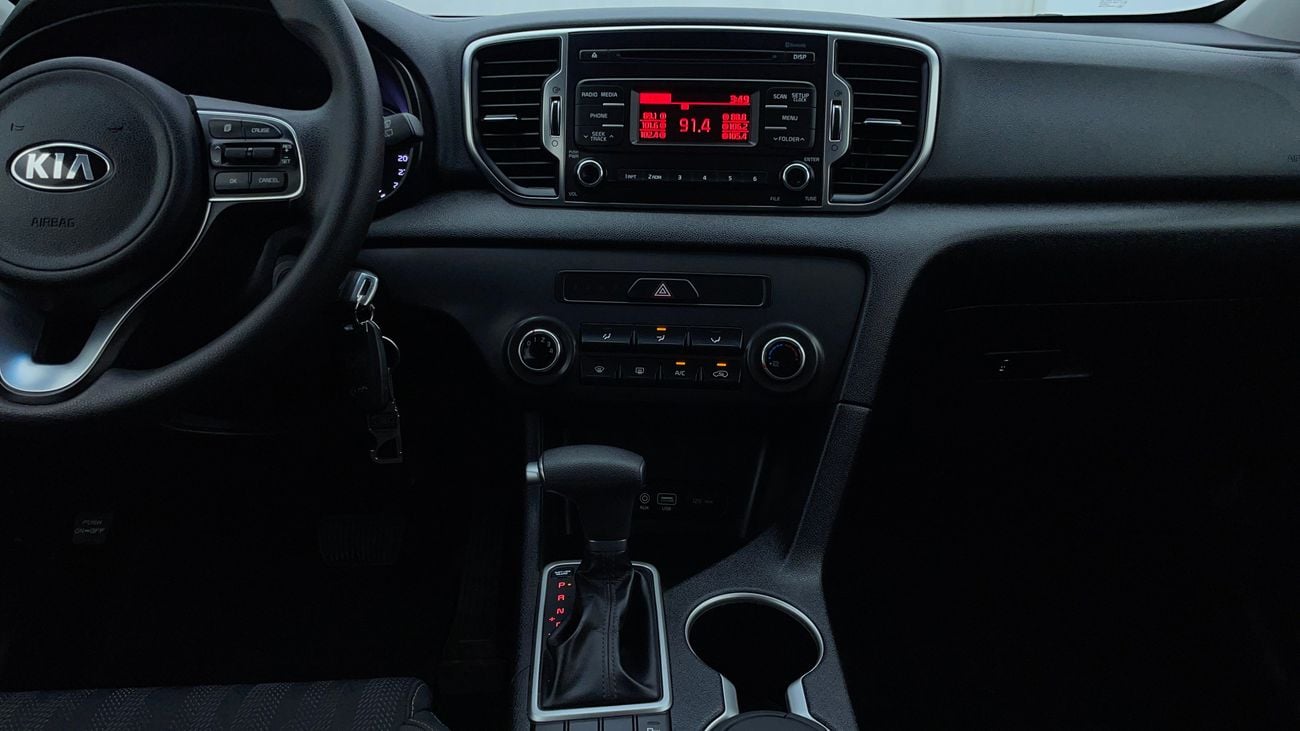 Kia Sportage LX 1.6 | Under Warranty | Inspected on 150+ parameters