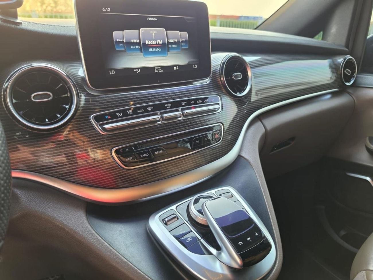 Mercedes Benz V 250 AVANTGARDE LWB