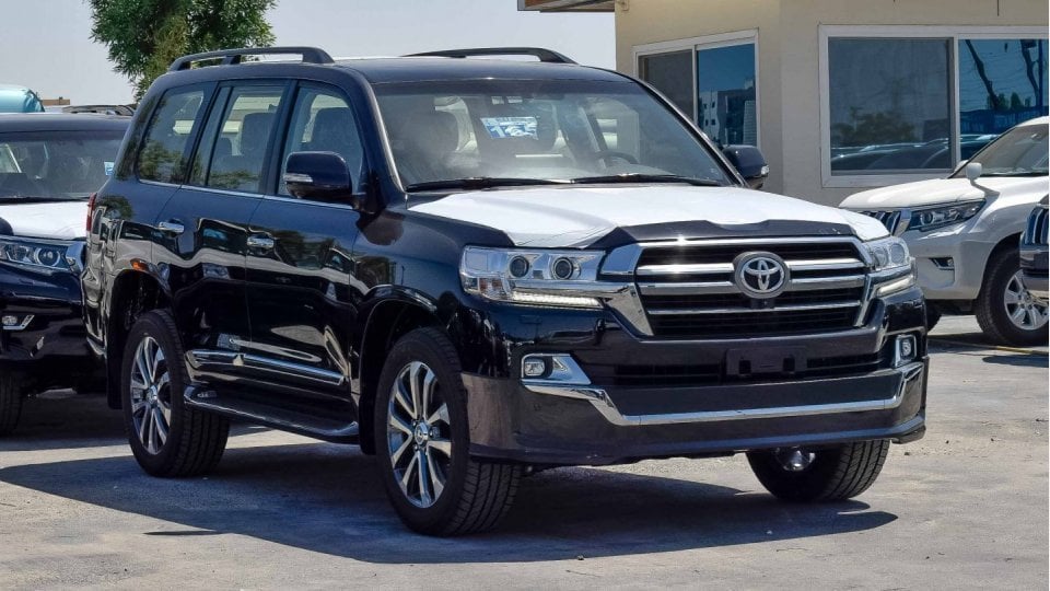 Toyota Land Cruiser VX V8 DIESEL for sale. Black, 2019