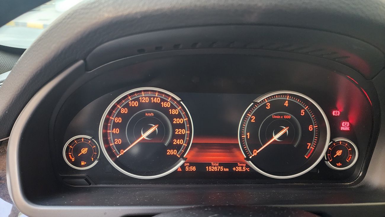 بي أم دبليو X5 35i Executive 3.0L (7 Seater)