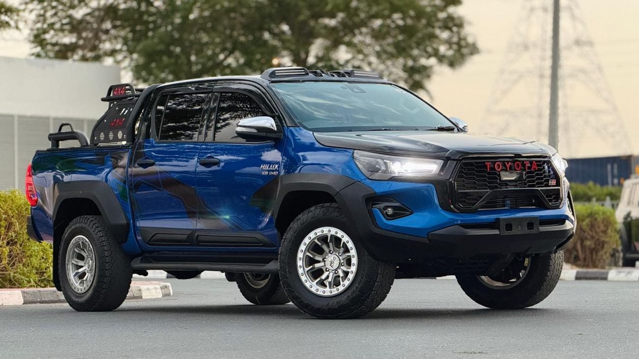 Toyota Hilux GR SPORTS BODY KIT INSTALLED | DOUBLE CABIN | MANUAL TRANSMISSION | 2.8L DIESEL | POWER SEATS | SPOR