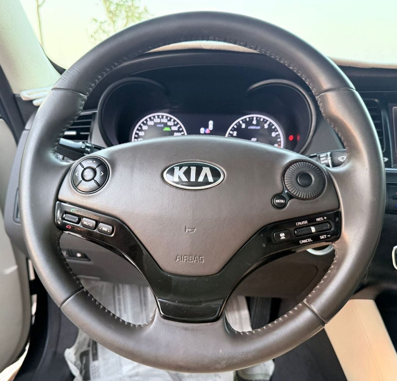 Kia Quoris TOP