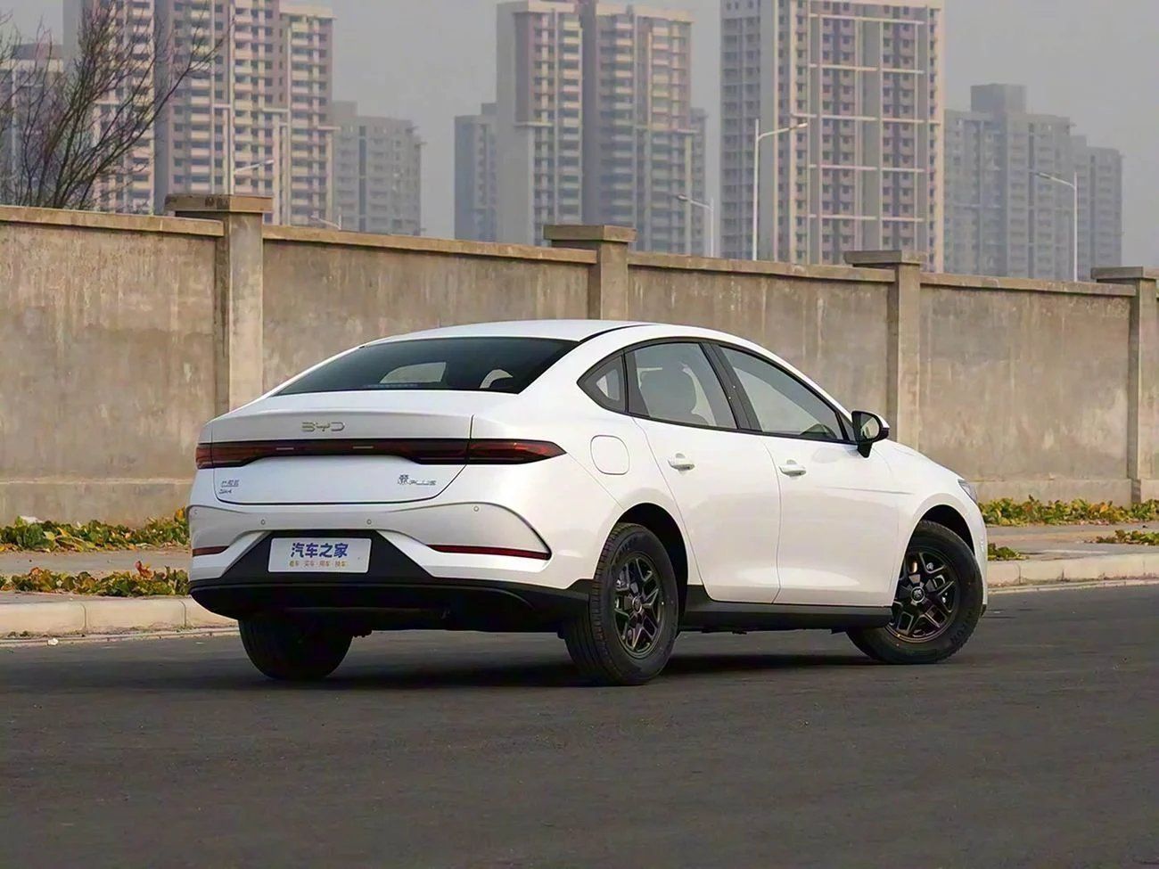 بي واي دي كين بلاس BYD QIN Plus