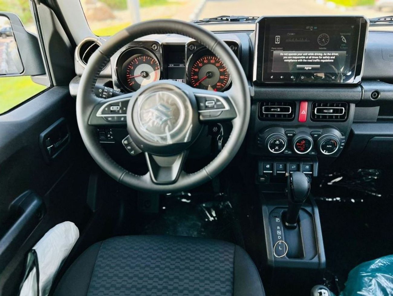 سوزوكي جيمني SUZUKI JIMNY GLX 4 DOORS | GCC SPECS | YEAR 2024 | UNDER DEALERS WARRANTY 7 YEARS | FLEXIBLE DOWN PA