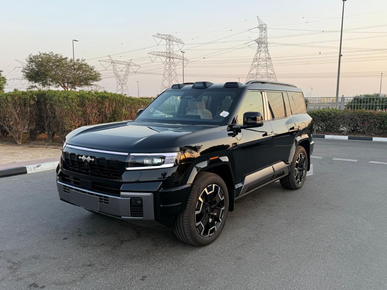 BYD Leopard 8 Smart and Brave Flagship Edition (7 Seats)