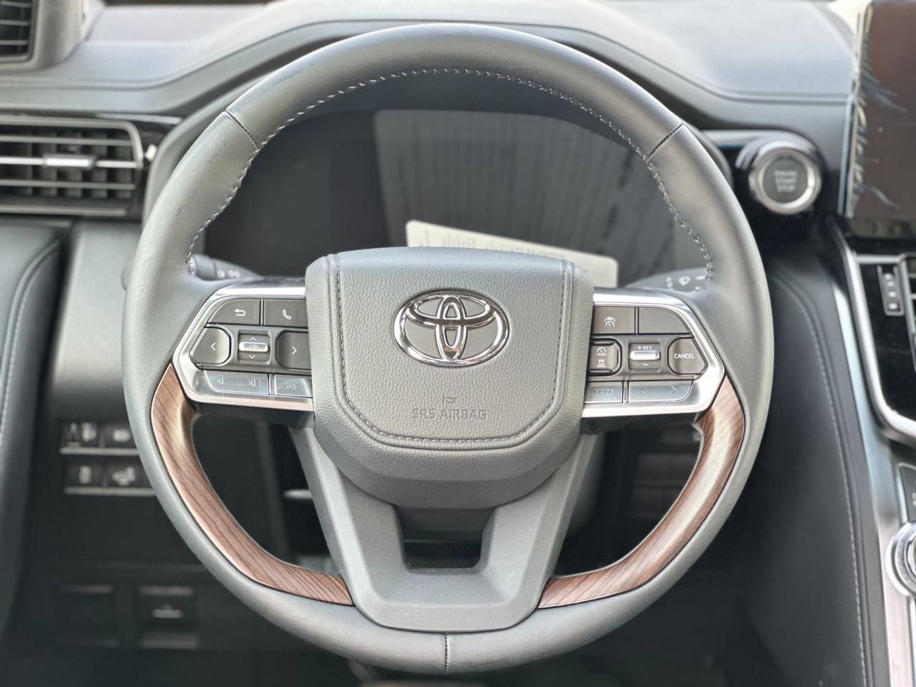 Toyota Land Cruiser GXR 3.3L DSL A/T // 2026 // High Option with Radar , DVD & Back Camera , Cooling & Leather Seats //