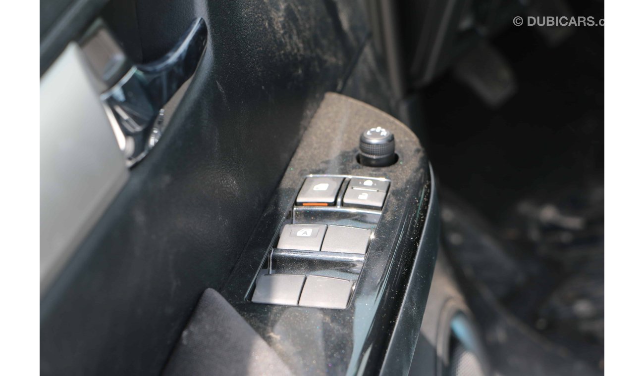 تويوتا هيلوكس 2019 Toyota Hilux 2.4L Diesel | Manual Trans | 4x4 | D-Cab | SR5