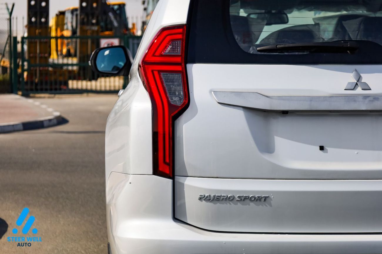 Mitsubishi Pajero 2.5L Turbo Diesel | 134 HP | AT | 4WD | 7 Passenger | Dual Airbags | ABS & EBD | Ad-Safety | 2023