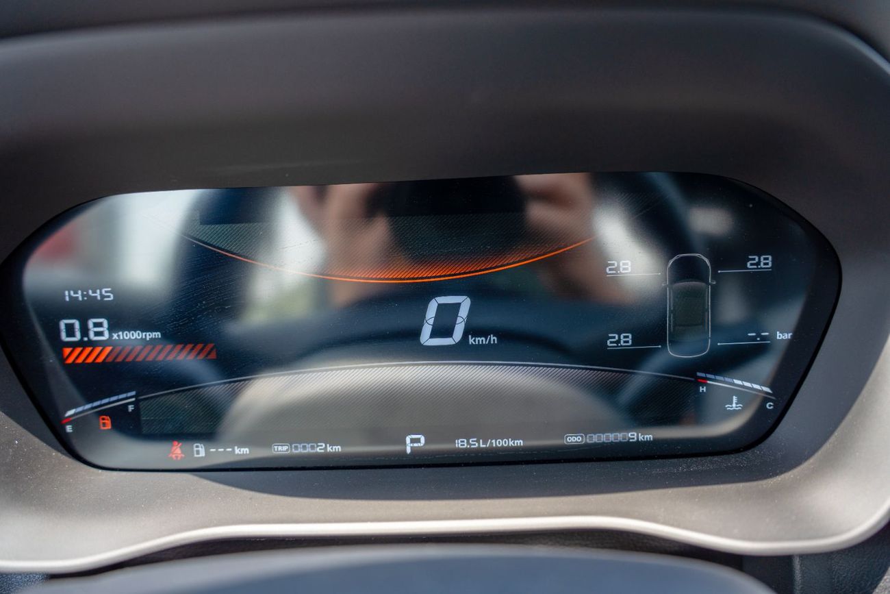 أم جي 5 MG5 2025 1.5L Turbo Petrol