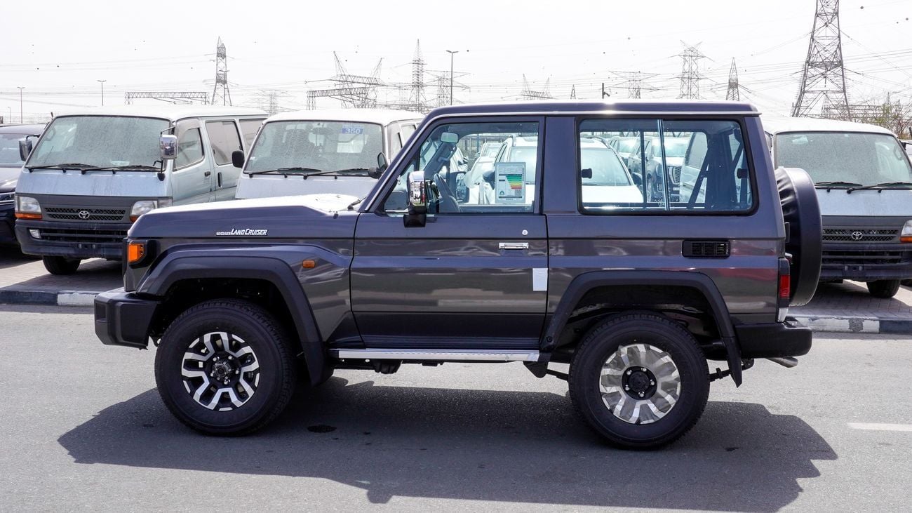 تويوتا لاند كروزر 70 LX 2.8 L d