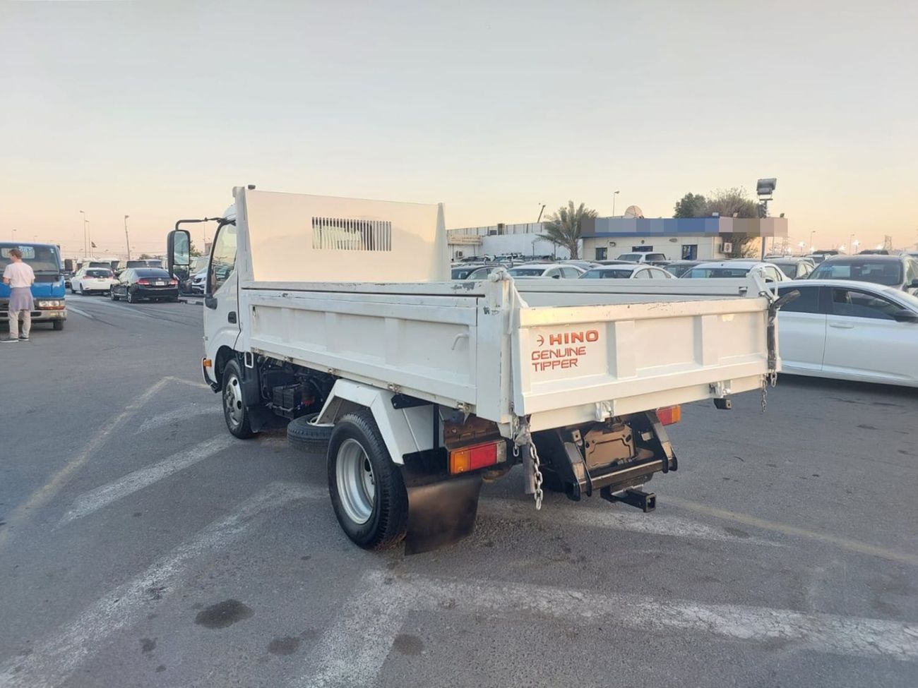 Hino 300 HINO 300 SERIES DUMPER TRUCK RHD 2019 MODEL 4.0 L DIESEL AUTOMATIC(PM04802)