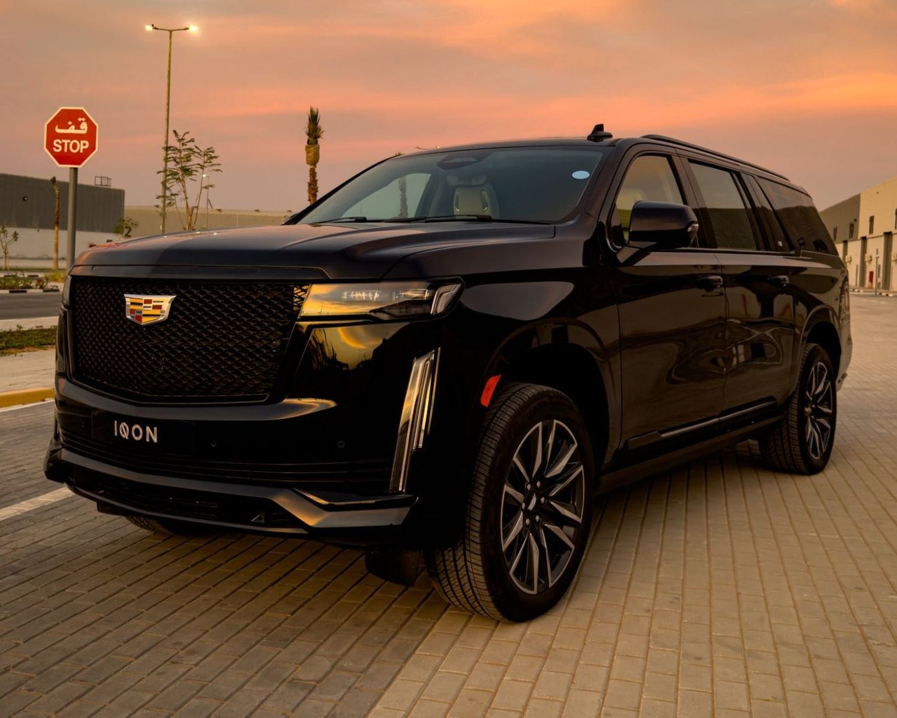 Cadillac Escalade Sport Platinum 6.2L AWD VIP INTERIOR CABIN (EXPORT ONLY)