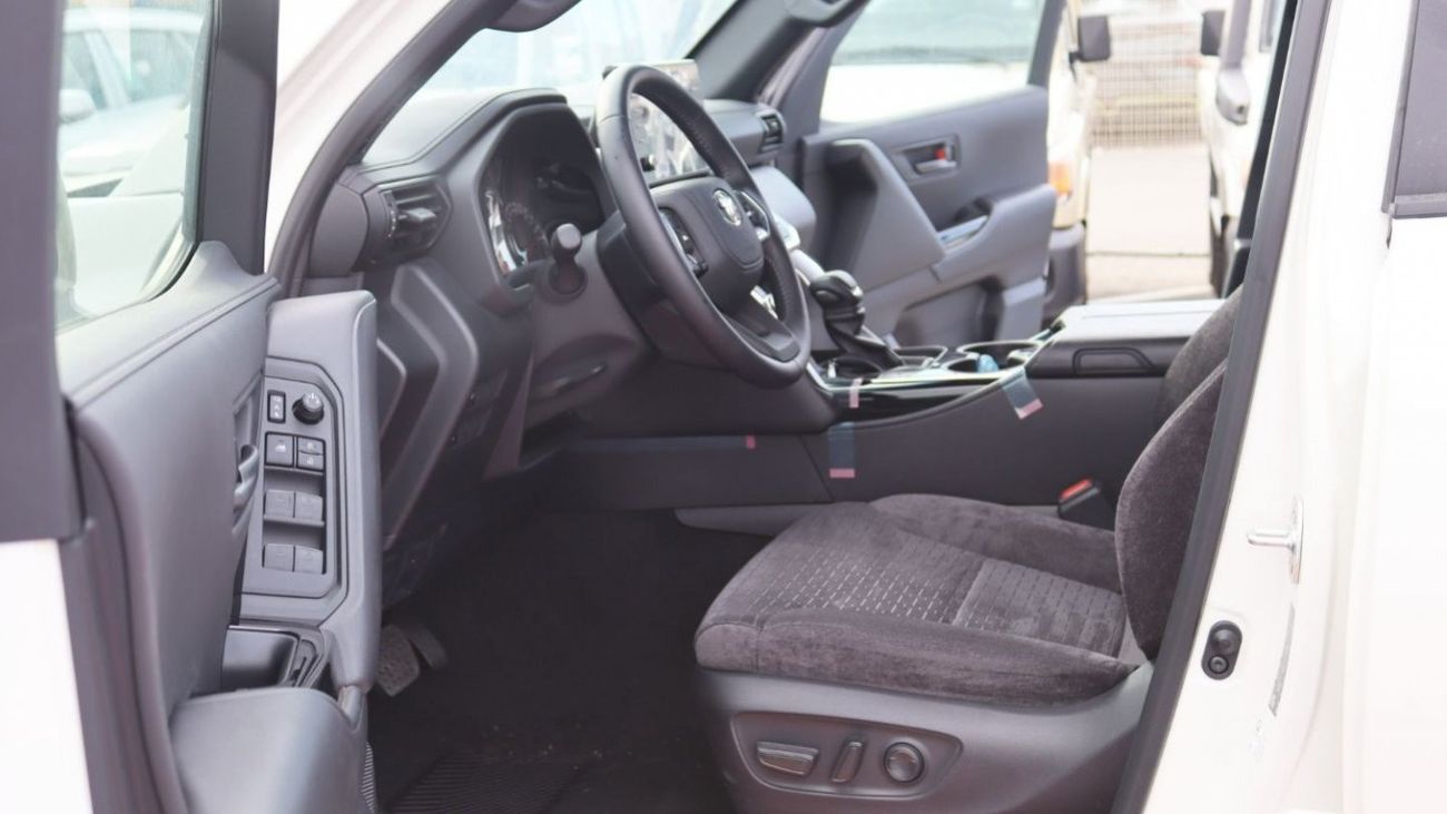 Toyota Land Cruiser Toyota Land Cruiser 300 -E 3.3L DIESEL 2023