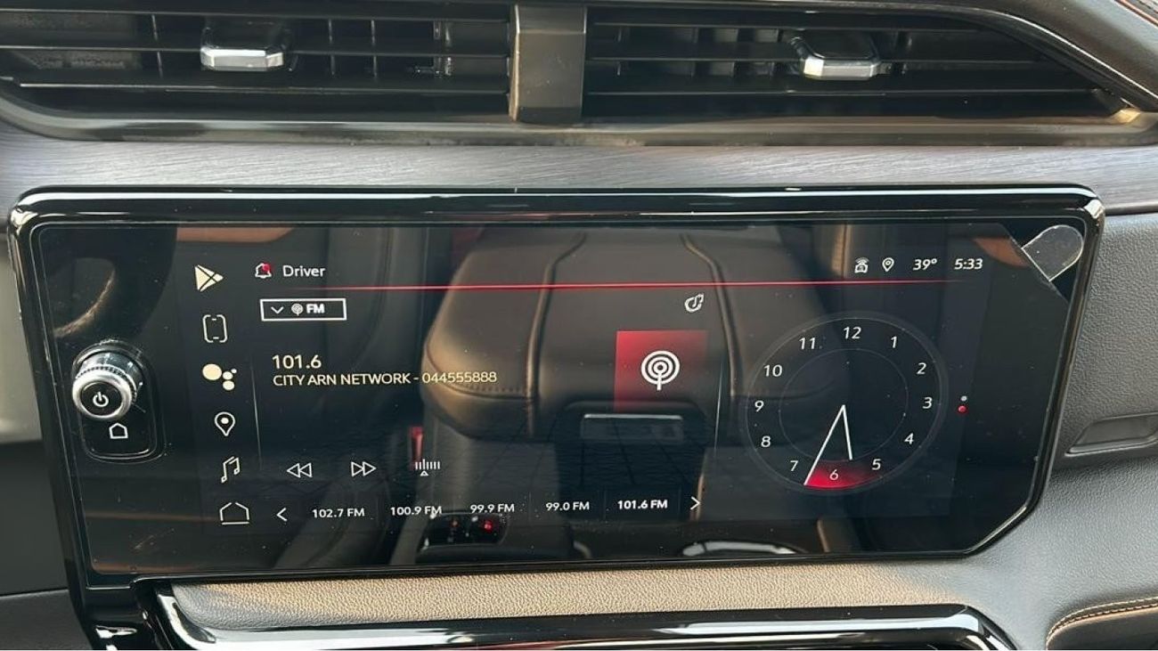 GMC Sierra AT4 6.2L V8 GCC AGENCY WARRANTY TILL DEC 2026