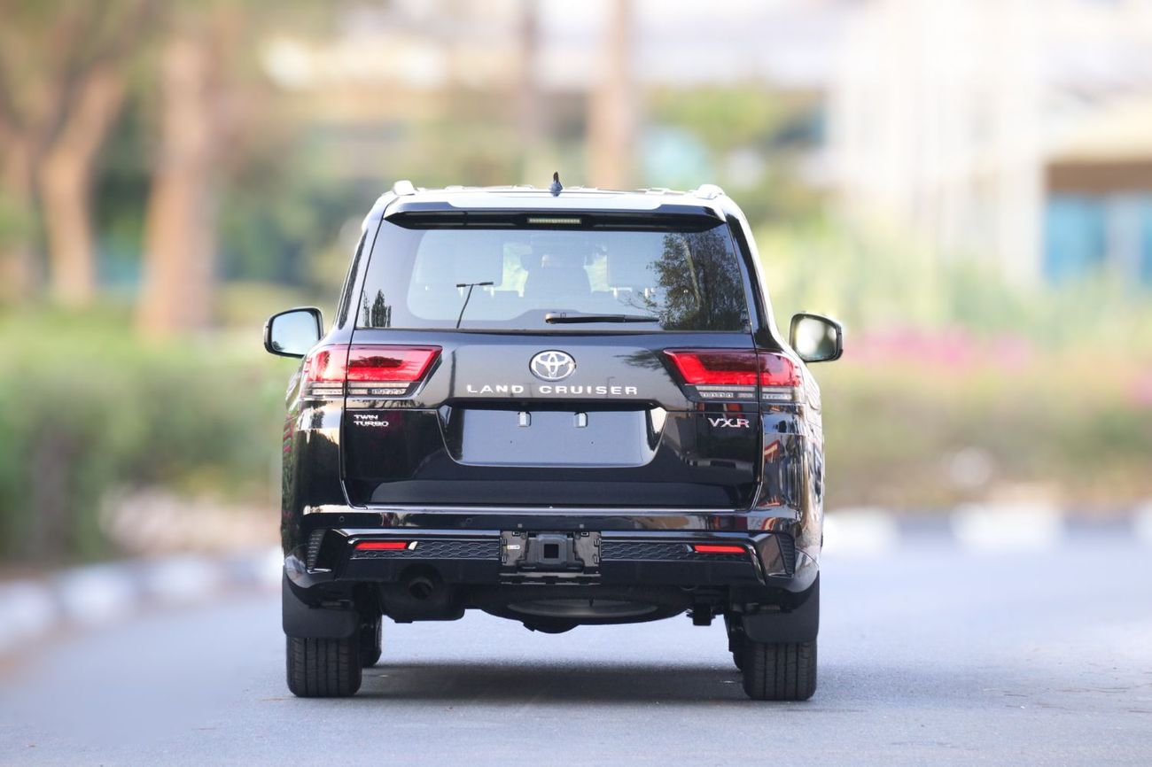 Toyota Land Cruiser VXR Toyota Land Cruiser VX-R 2026 | 3.5L Twin Turbo | Luxury SUV