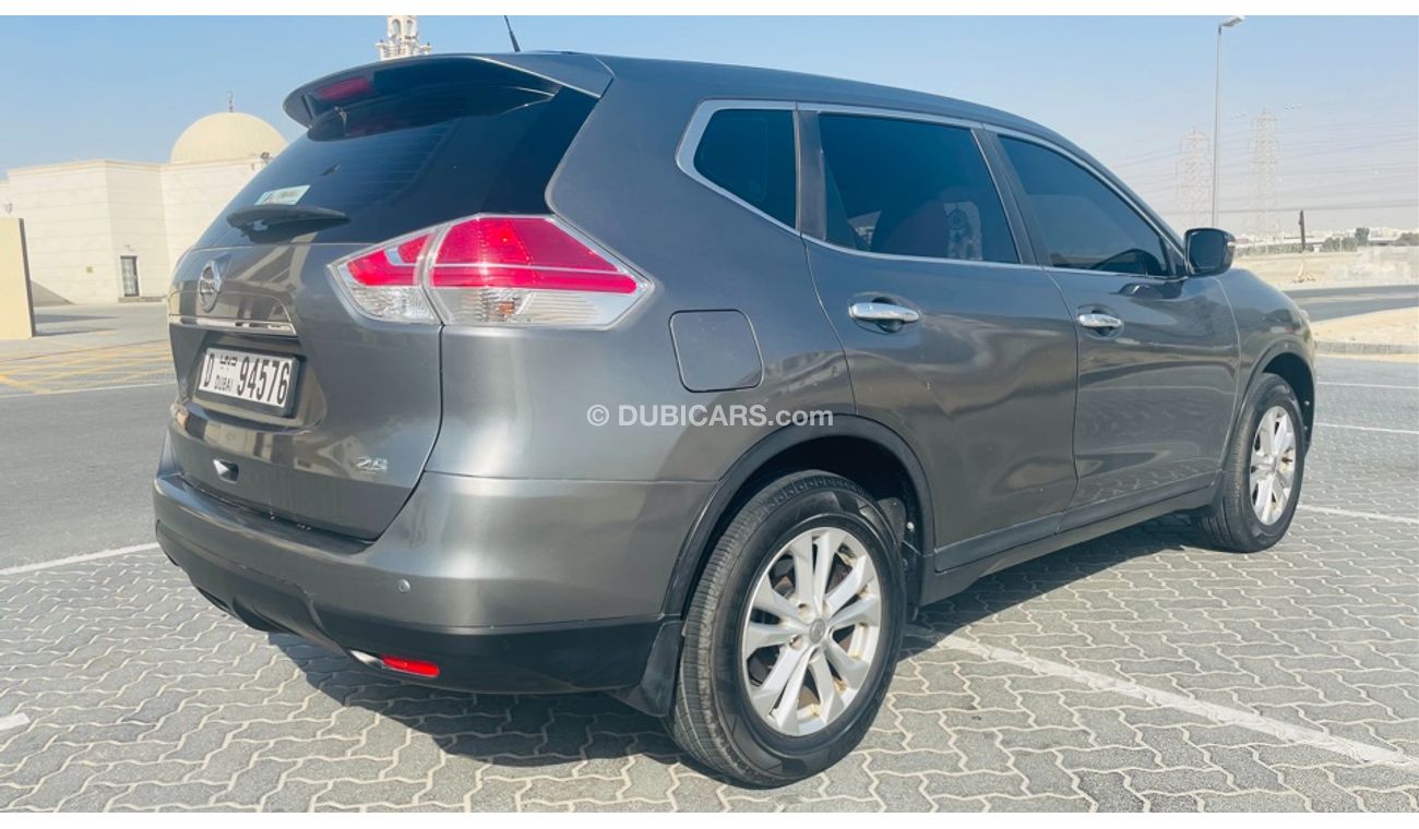 Used Nissan XTrail NISSAN XTRAIL (2016) LEFT HAND GCC 2016 for sale in